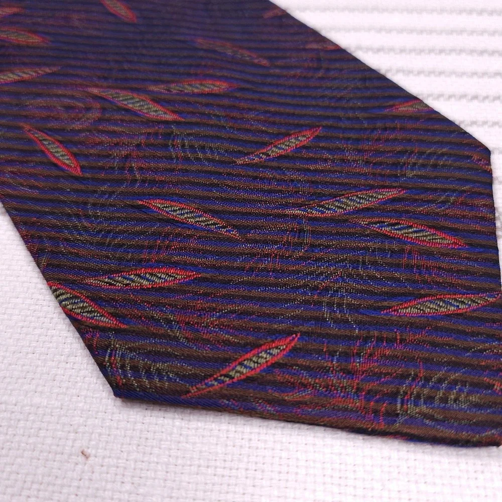 Vintage 80s Gianni Versace Silk Tie Mens Red Jacquard Abstract Pattern Designer